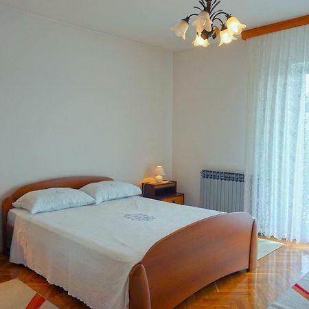Antonio Apartment Ровин Екстериор снимка